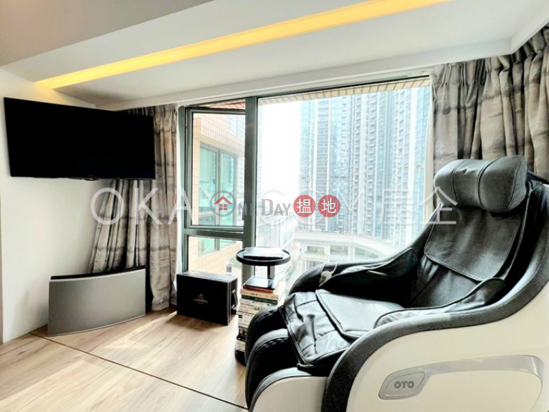 Property Search Hong Kong | OneDay | Residential, Sales Listings, Luxurious 3 bedroom in Olympic Station | For Sale