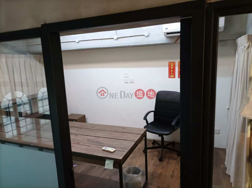 Po Lung Centre Very High 9xx Unit | Industrial Rental Listings HK$ 12,000/ month