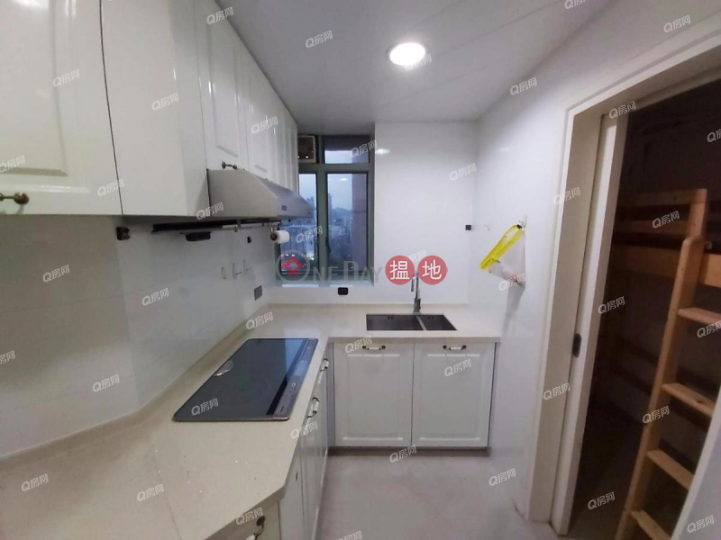 HK$ 35,500/ month | The Victoria Towers Yau Tsim Mong | The Victoria Towers | 3 bedroom Low Floor Flat for Rent