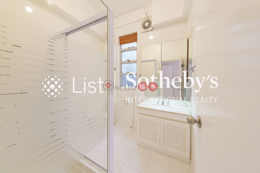 HK$ 140,000/ month No.38 Repulse Bay Road Southern District Property for Rent at No.38 Repulse Bay Road with 4 Bedrooms