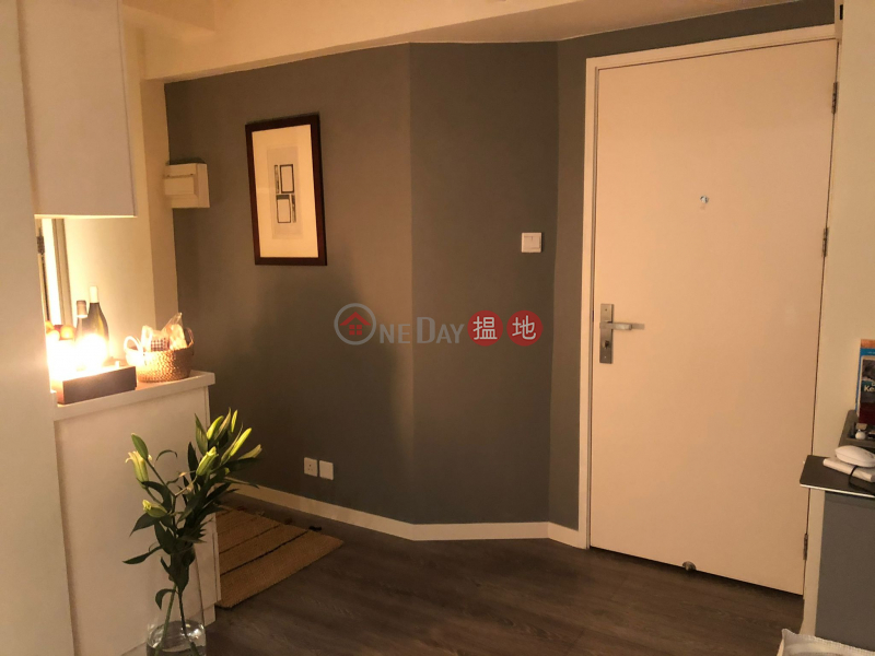 Renovated One-bedroom Apartment, 84-86 Stone Nullah Lane | Wan Chai District | Hong Kong, Rental, HK$ 22,000/ month