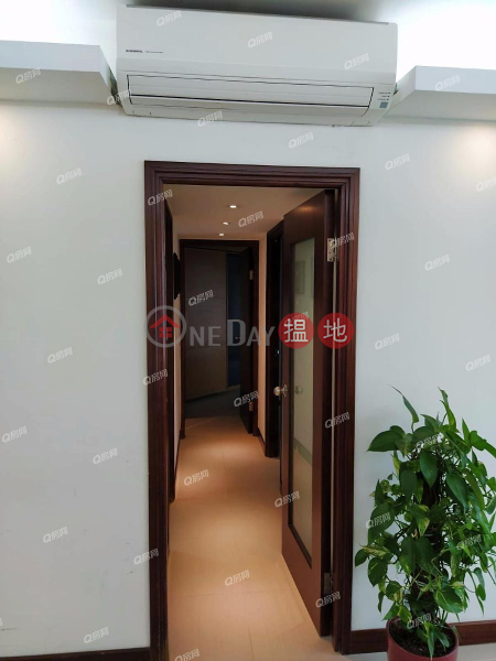 Property Search Hong Kong | OneDay | Residential, Sales Listings, Tower 8 Island Resort | 3 bedroom Mid Floor Flat for Sale