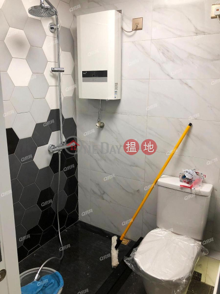 HK$ 18,000/ month Chi Fu Fa Yuen - FU WAH YUEN, Western District, Chi Fu Fa Yuen - FU WAH YUEN | 2 bedroom Low Floor Flat for Rent