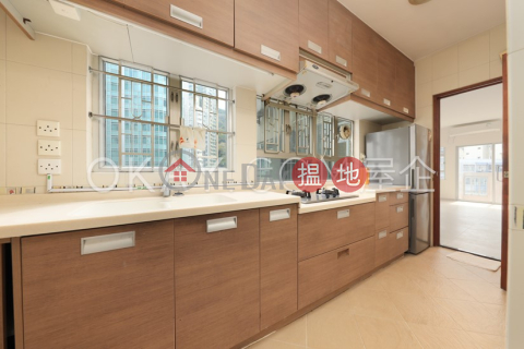 3房2廁,極高層,露台雅景樓出售單位 | 雅景樓 Park View Mansion _0