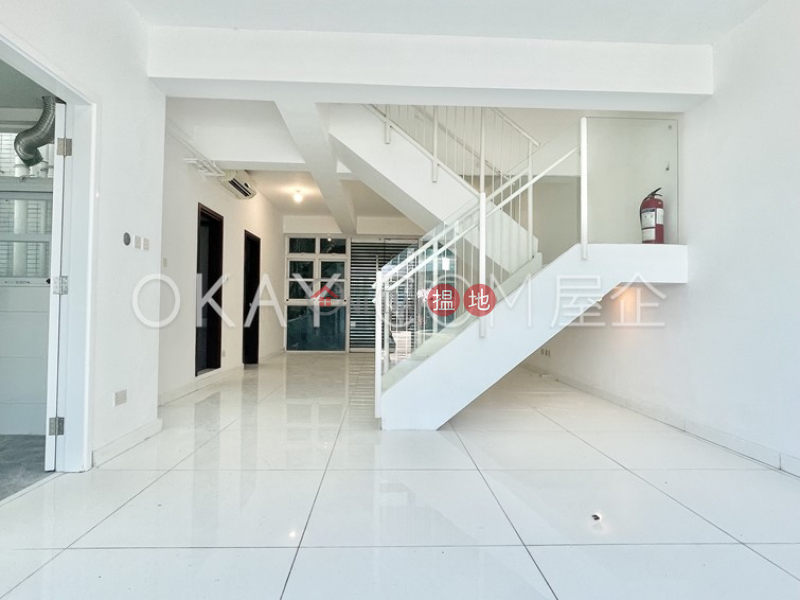 Property Search Hong Kong | OneDay | Residential, Rental Listings | Cozy house with balcony | Rental