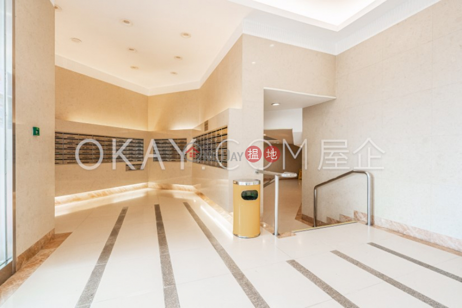 Tasteful 4 bedroom on high floor with balcony | For Sale | Discovery Bay, Phase 3 Parkvale Village, Coral Court 愉景灣 3期 寶峰 寶珊閣 Sales Listings