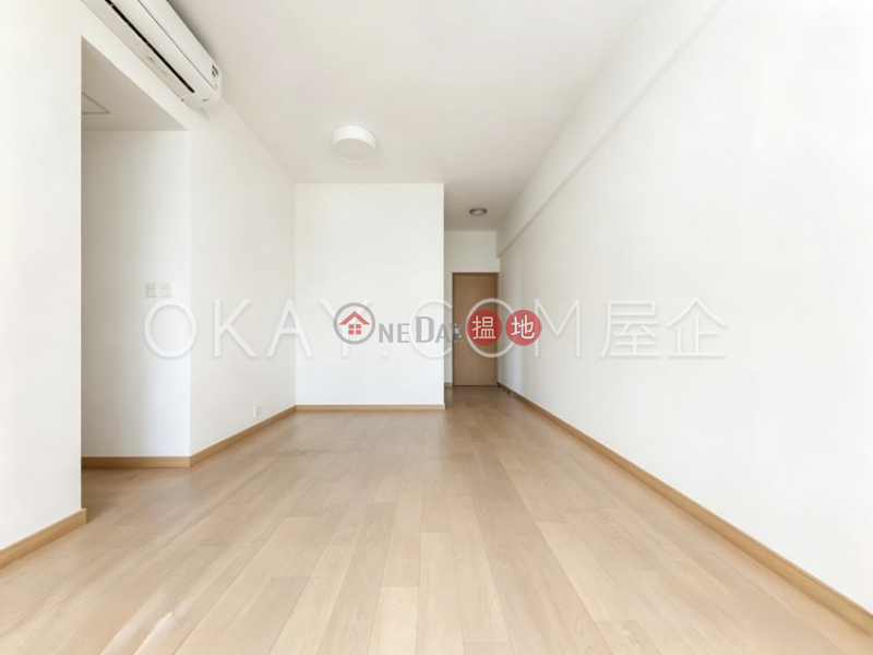 Lovely 3 bedroom on high floor with balcony | Rental | SOHO 189 西浦 Rental Listings