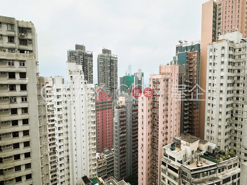 HK$ 26,000/ month Reading Place | Western District, Practical 2 bed on high floor with sea views & balcony | Rental