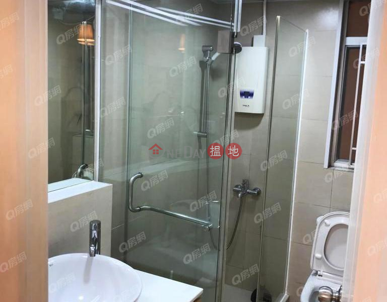 Elizabeth House Block B | 2 bedroom Mid Floor Flat for Sale 250-254 Gloucester Road | Wan Chai District Hong Kong Sales, HK$ 13M