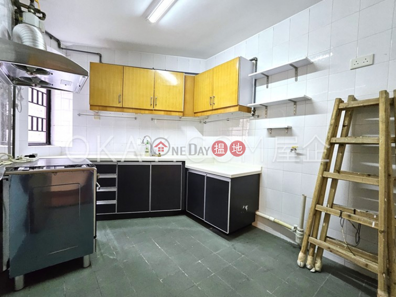 HK$ 32,000/ month | Blessings Garden Western District | Popular 3 bedroom in Mid-levels West | Rental