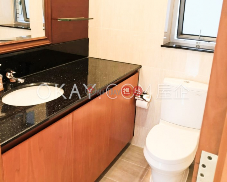 Property Search Hong Kong | OneDay | Residential, Rental Listings, Nicely kept 3 bedroom in Kowloon Station | Rental