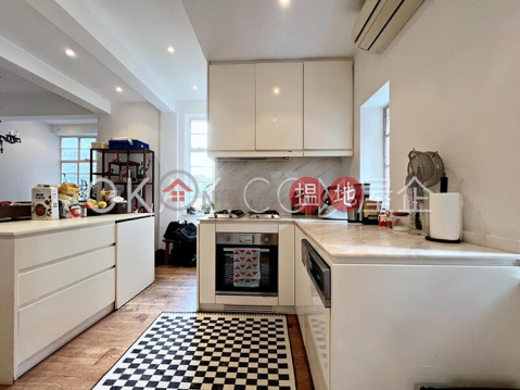 Nicely kept 2 bedroom in Mid-levels West | Rental | 4A Castle Lane 衛城里 4A 號 _0