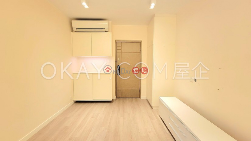 HK$ 25,000/ month Fairview Height Western District, Gorgeous 1 bedroom on high floor | Rental
