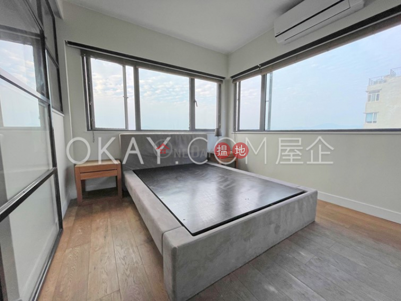 HK$ 10M, Tai Hong Building, Western District | Charming 1 bed on high floor with sea views & rooftop | For Sale