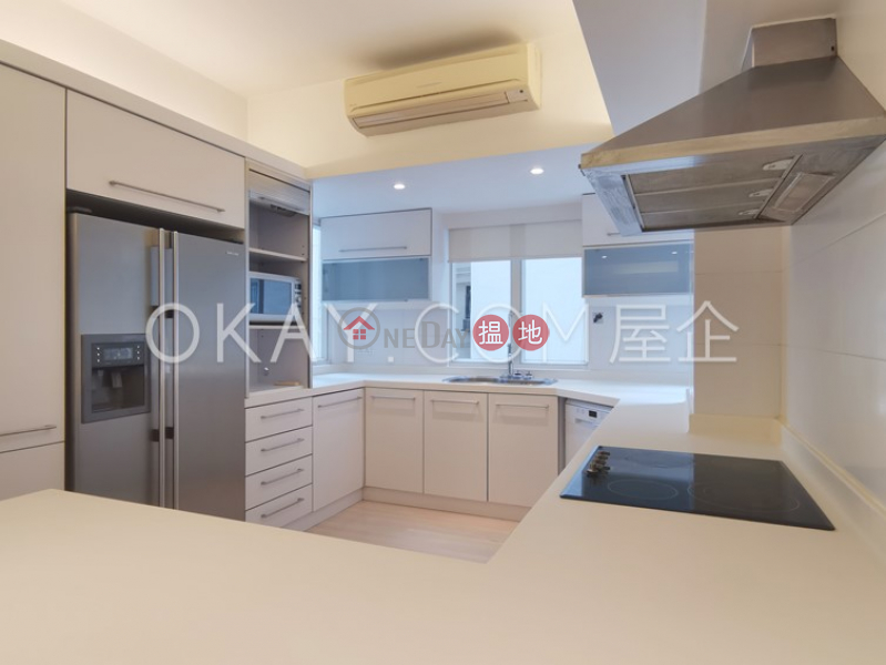 Gorgeous 3 bedroom with balcony | Rental, Kensington Court 景麗苑 Rental Listings | Wan Chai District (OKAY-R53116)