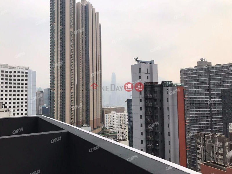 HK$ 18,000/ month, AVA 62, Yau Tsim Mong, AVA 62 | High Floor Flat for Rent