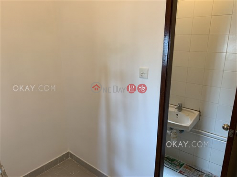 HK$ 125,000/ month Dynasty Court Central District Rare 4 bedroom with balcony & parking | Rental