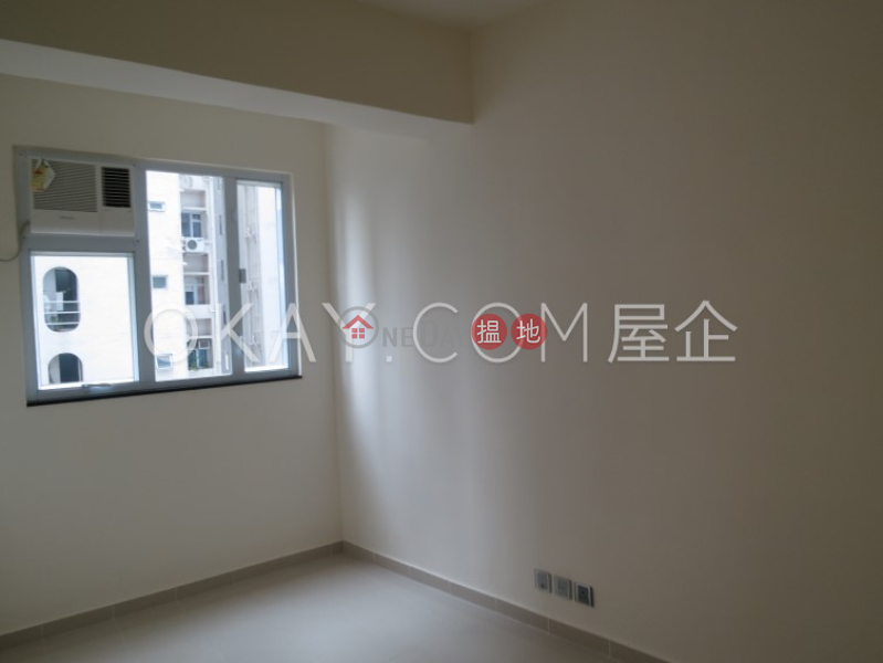 HK$ 26,000/ month | Bonanza Court | Western District | Popular 3 bedroom in Mid-levels West | Rental