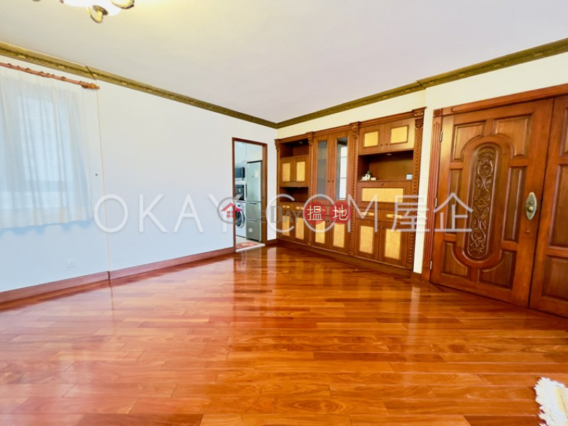 Efficient 3 bedroom with balcony & parking | Rental | Block 45-48 Baguio Villa 碧瑤灣45-48座 Rental Listings