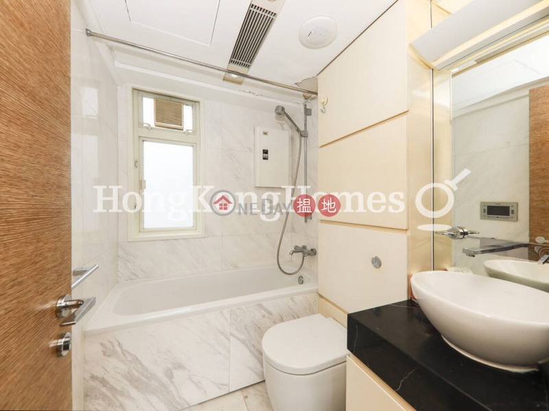 HK$ 48,000/ month Centrestage Central District, 3 Bedroom Family Unit for Rent at Centrestage