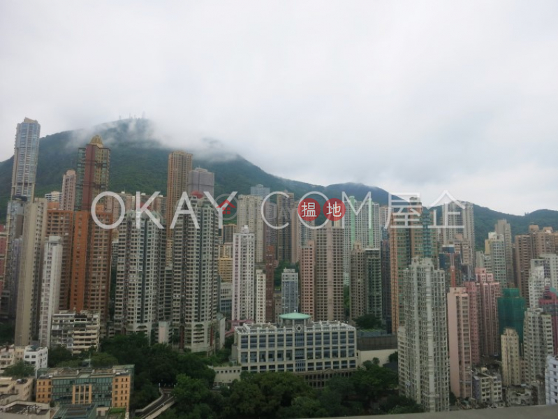 HK$ 1,500萬-西浦西區2房1廁,極高層,星級會所,露台西浦出售單位