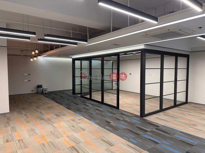 [LANDLORD] Fitted Individual Air-Conditioned Office Unit in Central/Upstairs Shop, 5 Minutes Walking Distance To Mtr Station | 128 Wellington Street 威靈頓街128 Rental Listings
