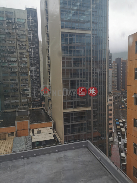 單位四正 | 35 Tai Yau Street | Wong Tai Sin District | Hong Kong | Rental HK$ 5,800/ month