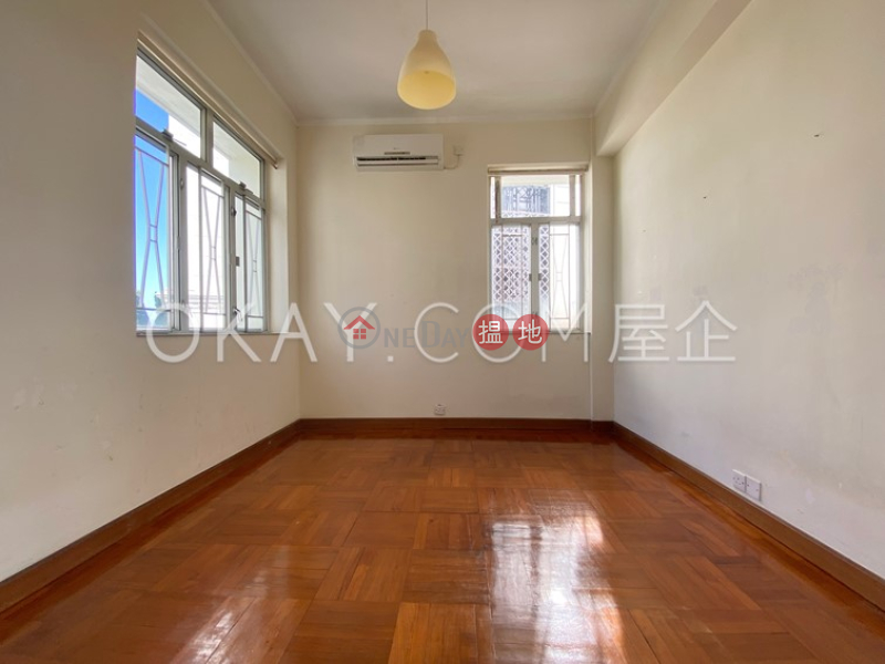 Lovely 3 bedroom with sea views, rooftop | For Sale | 8-16 Cape Road 環角道8-16號 Sales Listings