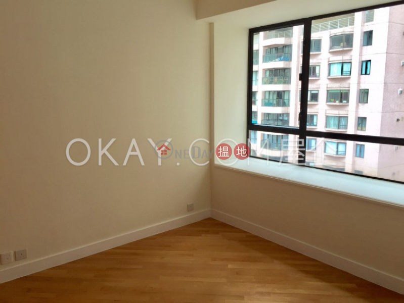 HK$ 75,000/ month Wilshire Park, Central District | Exquisite 4 bed on high floor with balcony & parking | Rental