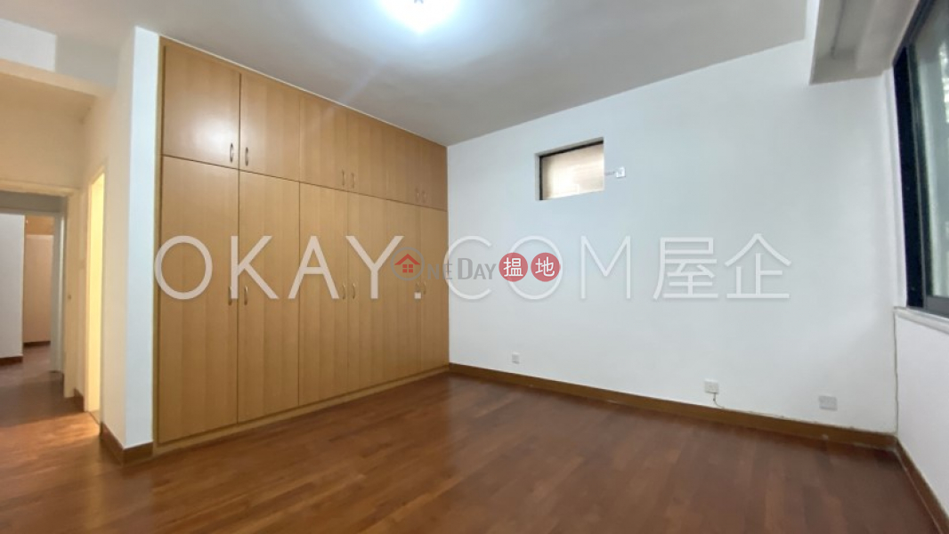 HK$ 46,900/ month, TANG COURT Kowloon Tong | Unique 3 bedroom with balcony & parking | Rental