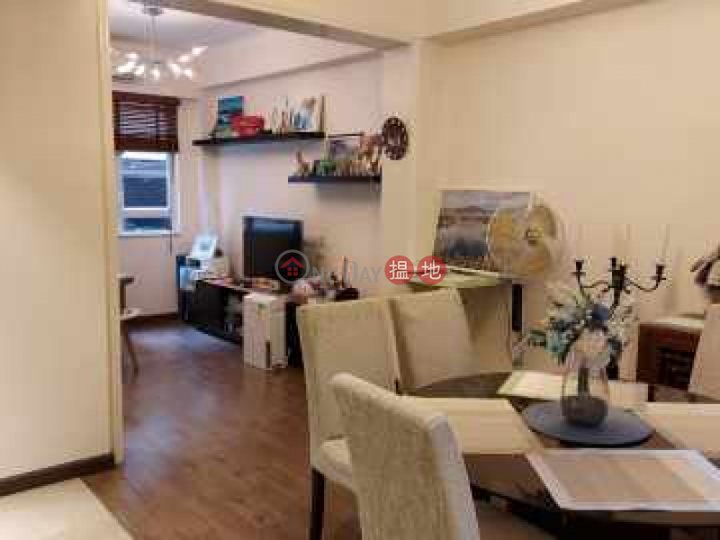 Mid level fully furnished 2 br apartment 699 sq ft | 10 Castle Lane 衛城里10號 Rental Listings