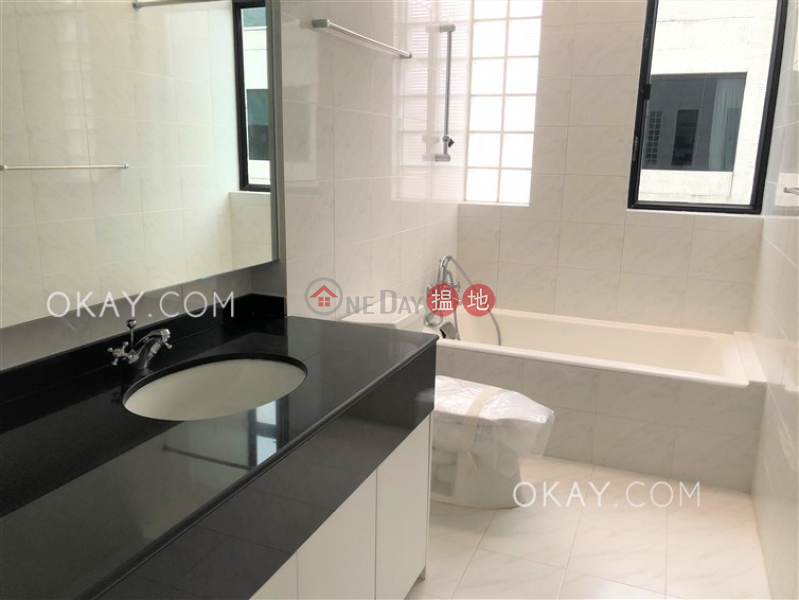HK$ 145,000/ month | Helene Court Southern District Gorgeous house with rooftop, terrace | Rental
