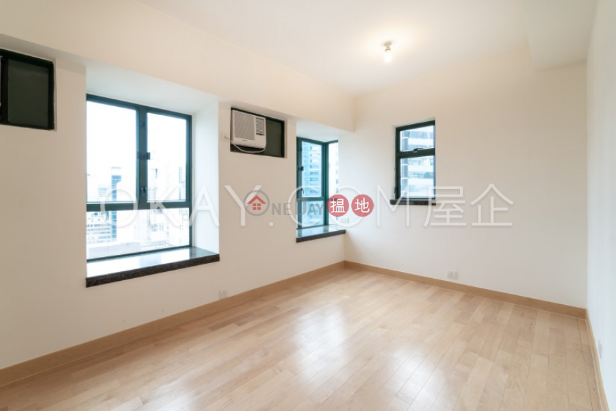 Gorgeous 2 bedroom on high floor | Rental 28 Caine Road | Western District, Hong Kong, Rental | HK$ 33,000/ month