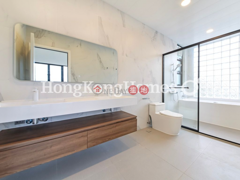 Property Search Hong Kong | OneDay | Residential, Rental Listings | 3 Bedroom Family Unit for Rent at Block 2 Banoo Villa