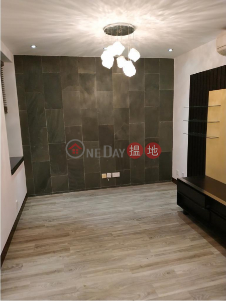 Flat for Rent in Royal Court, Wan Chai 9 Kennedy Road | Wan Chai District, Hong Kong | Rental | HK$ 33,000/ month