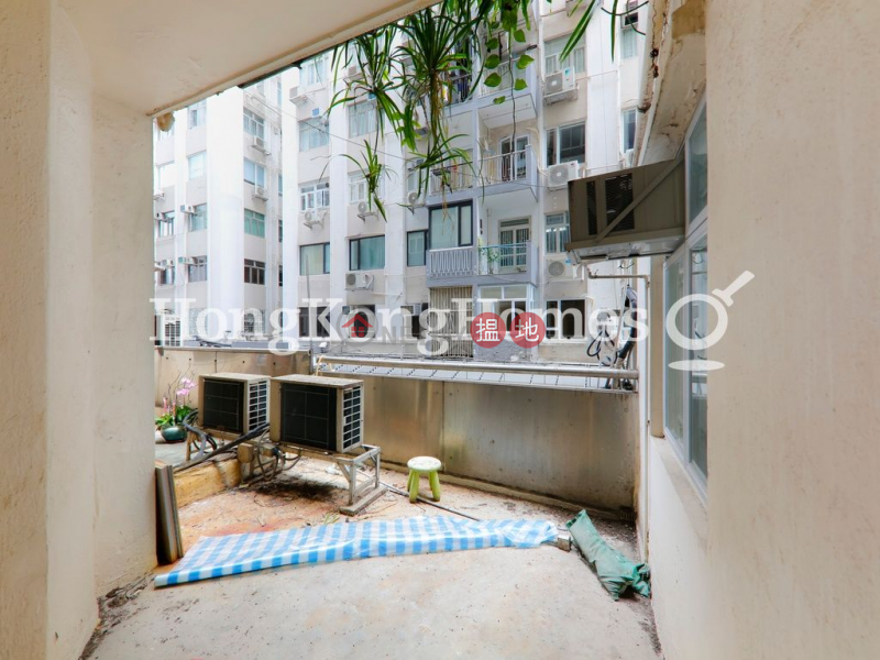 3 Bedroom Family Unit for Rent at Welcome Mansion, 58-64 Paterson Street | Wan Chai District, Hong Kong Rental | HK$ 33,000/ month