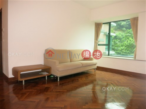 Charming 2 bedroom with parking | For Sale | Hillsborough Court 曉峰閣 _0