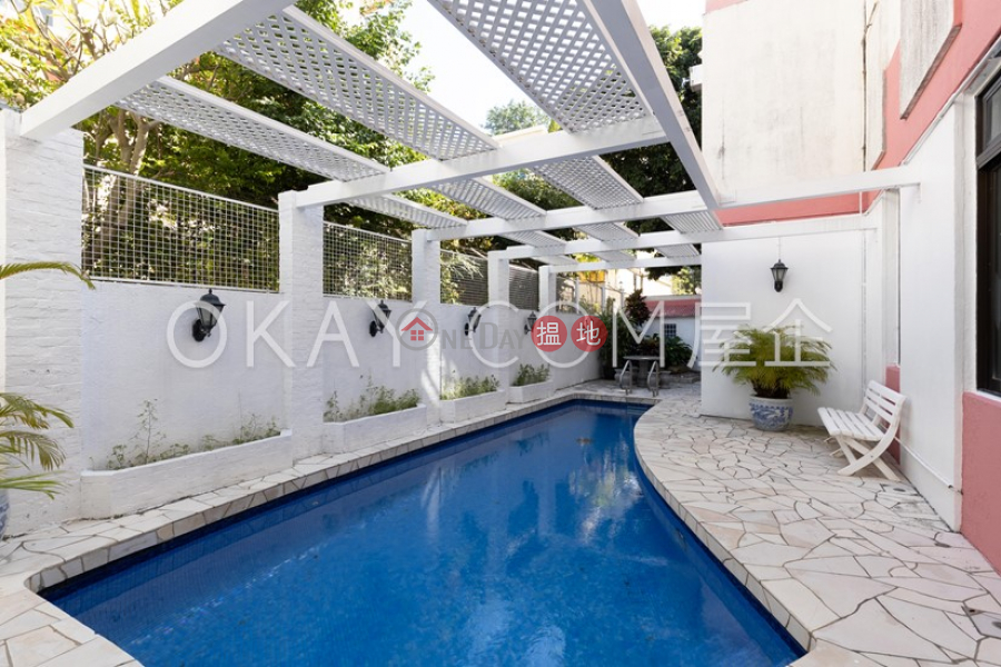 HK$ 148M Consort Garden, Western District Efficient 6 bedroom with terrace & parking | For Sale