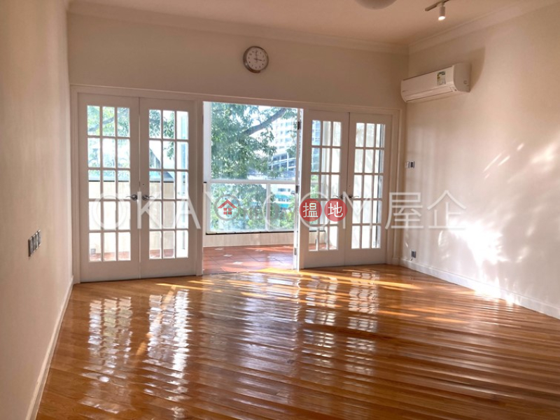 Efficient 3 bedroom with balcony & parking | Rental | 53-55 Chung Hom Kok Road 舂磡角道53-55號 Rental Listings