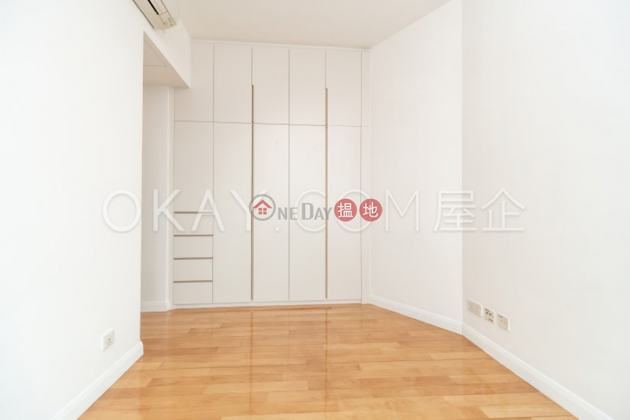 Charming 3 bedroom on high floor with parking | Rental | St. George Apartments 聖佐治大廈 Rental Listings
