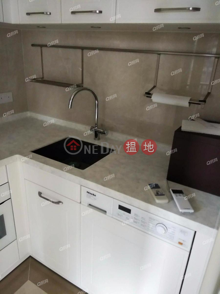 HK$ 16M Kensington Hill, Western District, Kensington Hill | 2 bedroom Mid Floor Flat for Sale