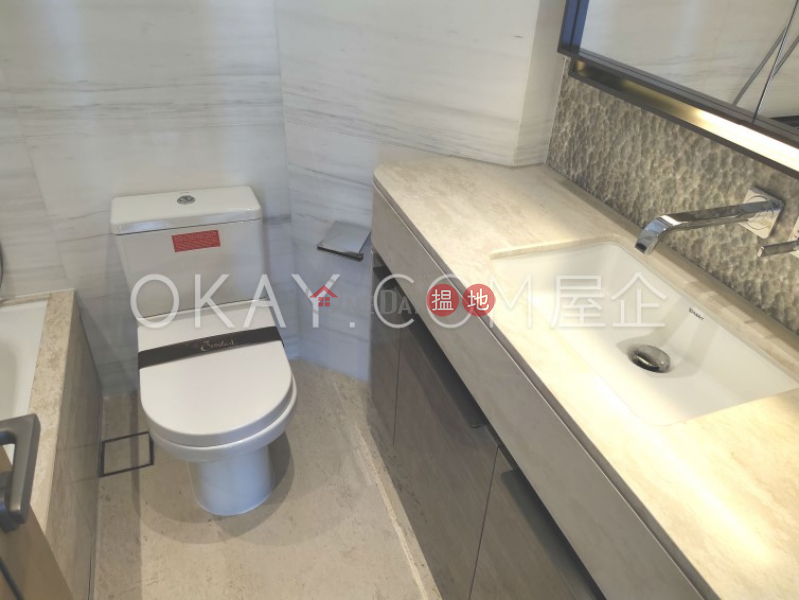Unique 2 bedroom on high floor with balcony | For Sale, 23 Graham Street | Central District | Hong Kong, Sales HK$ 33M
