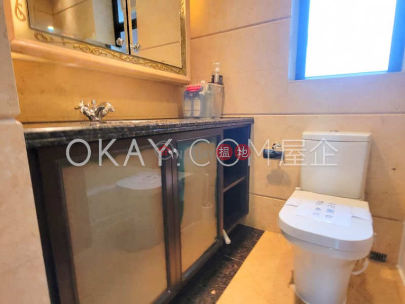 HK$ 30,000/ month | The Arch Star Tower (Tower 2) Yau Tsim Mong, Popular 2 bedroom in Kowloon Station | Rental