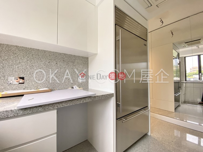 HK$ 69,000/ month South Bay Towers, Southern District Unique 2 bedroom on high floor with sea views & balcony | Rental