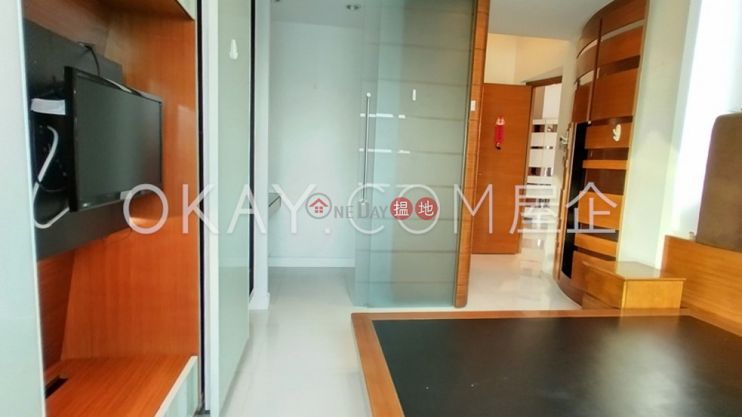 Property Search Hong Kong | OneDay | Residential Rental Listings, Exquisite 3 bed on high floor with sea views & balcony | Rental