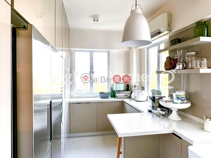 HK$ 48,000/ month Y. Y. Mansions block A-D | Western District 3 Bedroom Family Unit for Rent at Y. Y. Mansions block A-D