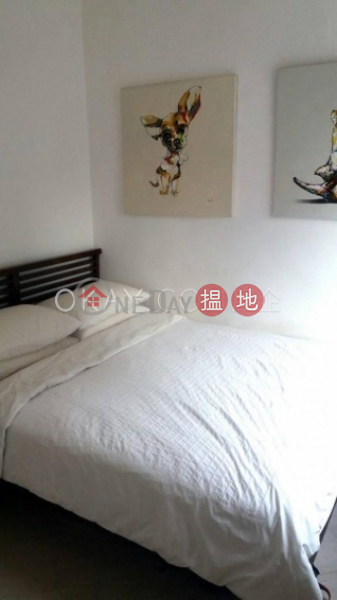 Charming 2 bedroom on high floor with rooftop | Rental | Hang Tat Mansion 恆達樓 Rental Listings
