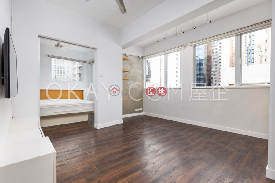 Stylish 2 bedroom on high floor with rooftop | For Sale | 63-63A Peel Street 卑利街63-63A號 Sales Listings