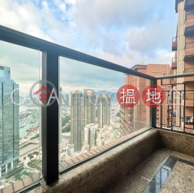 Stylish 3 bed on high floor with sea views & balcony | For Sale