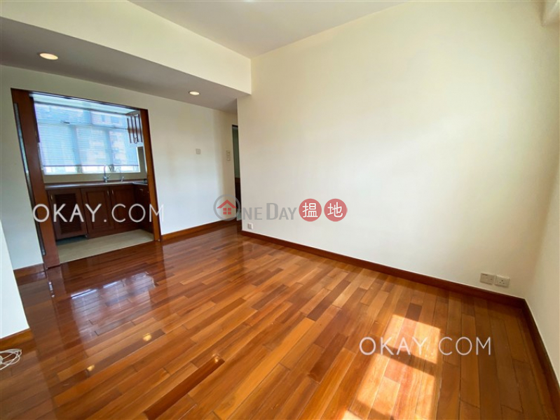 Intimate 2 bedroom on high floor | Rental 141-145 Caine Road | Central District | Hong Kong | Rental | HK$ 26,800/ month